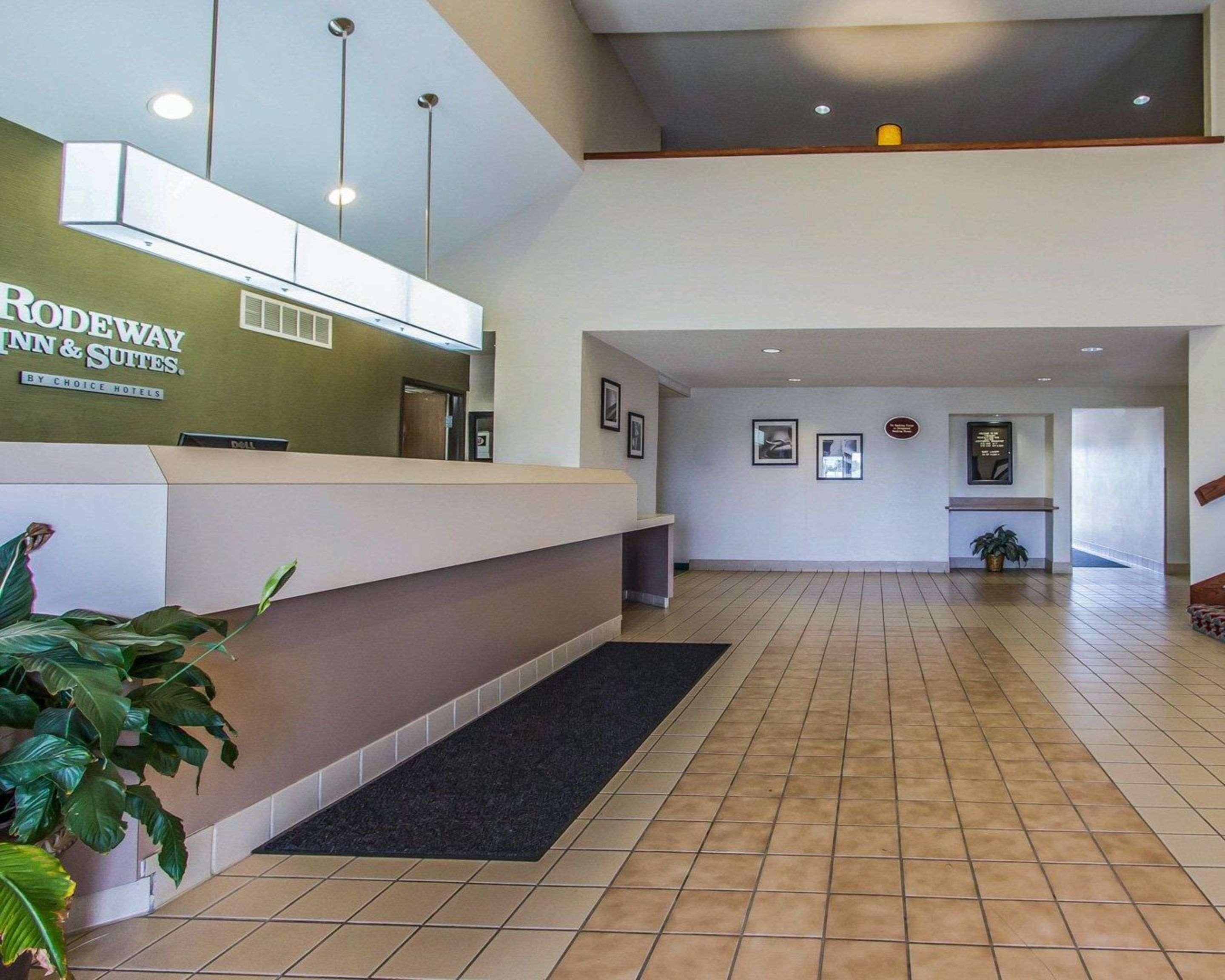 Rodeway Inn Fremont Εξωτερικό φωτογραφία