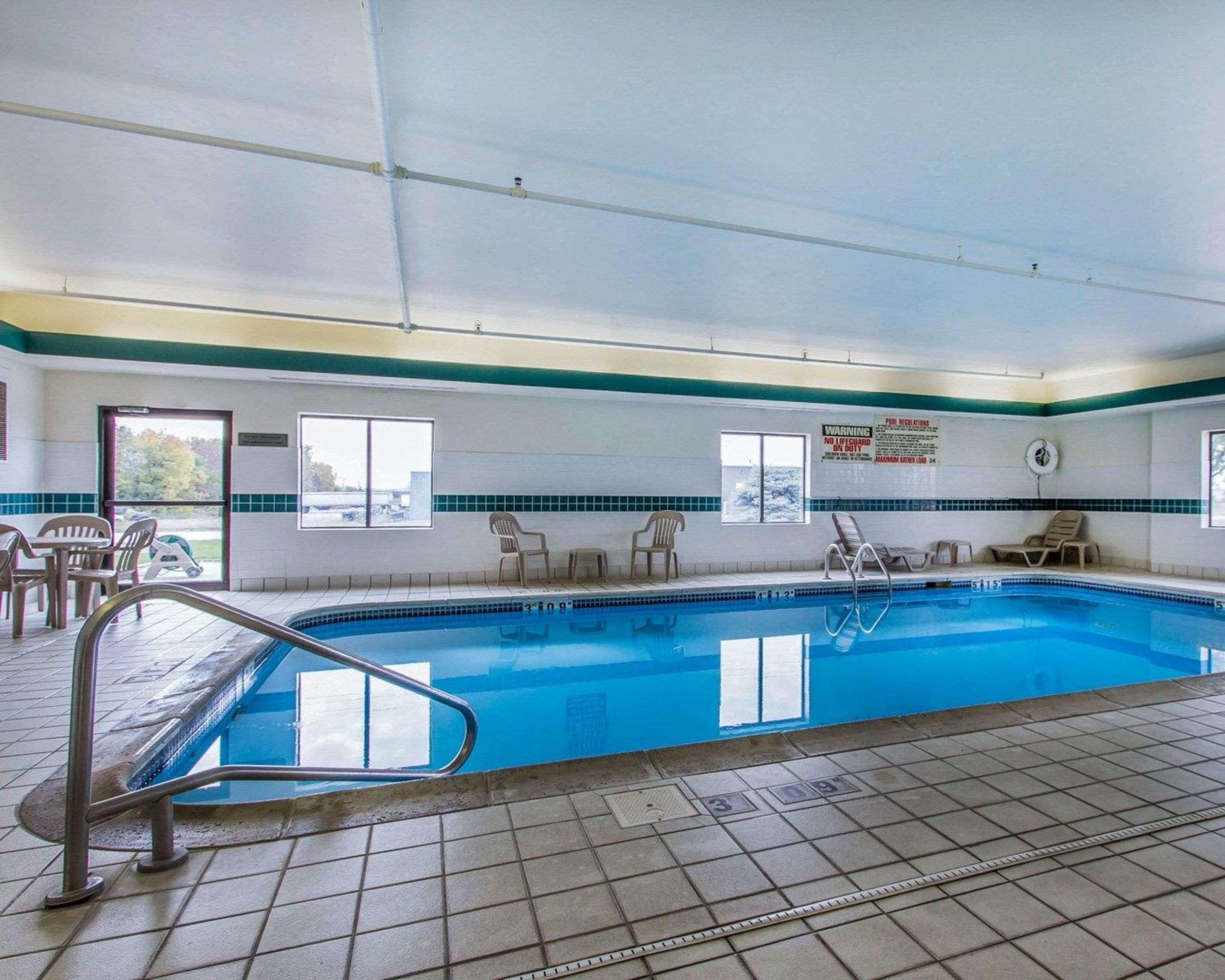 Rodeway Inn Fremont Εξωτερικό φωτογραφία