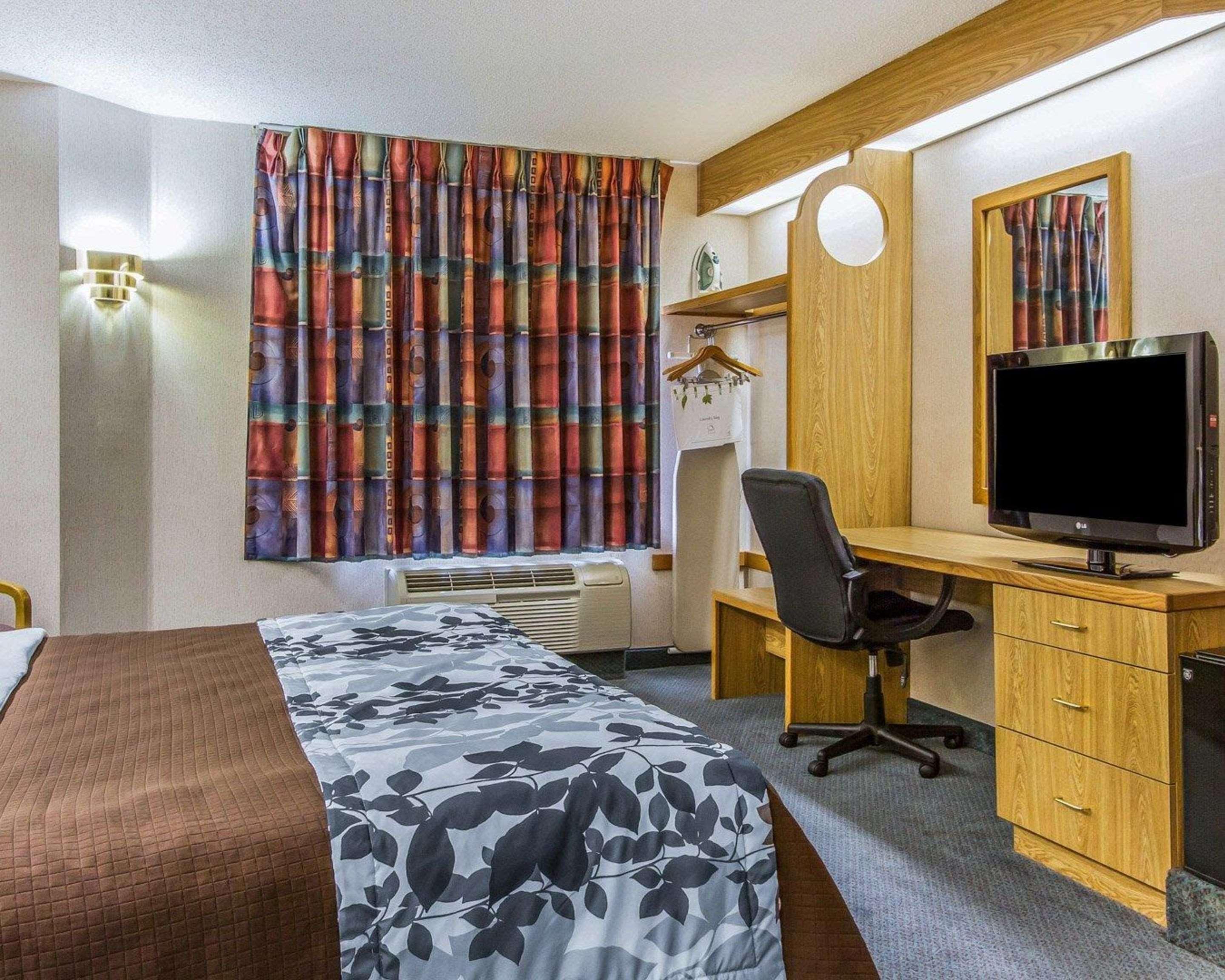 Rodeway Inn Fremont Εξωτερικό φωτογραφία