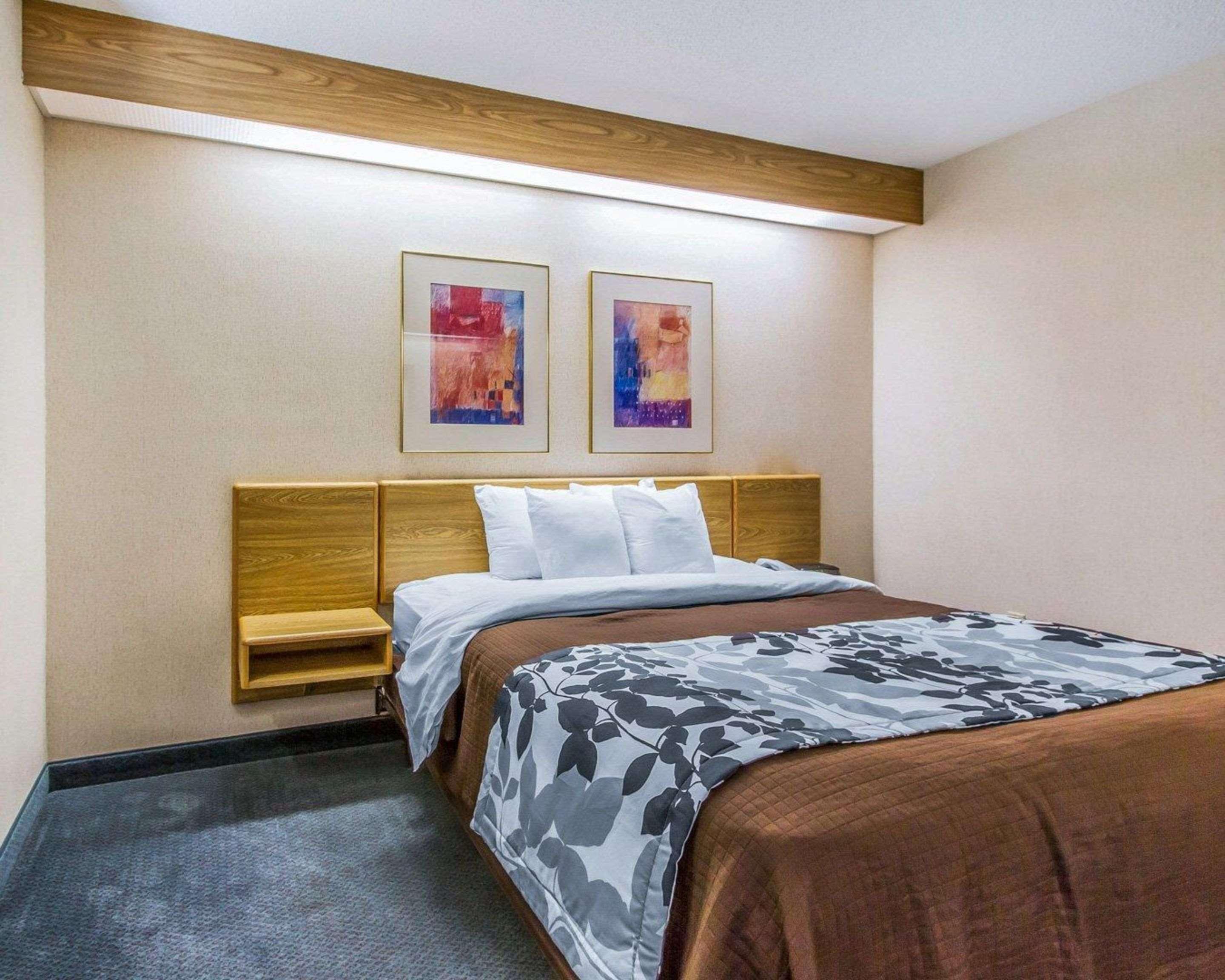 Rodeway Inn Fremont Εξωτερικό φωτογραφία