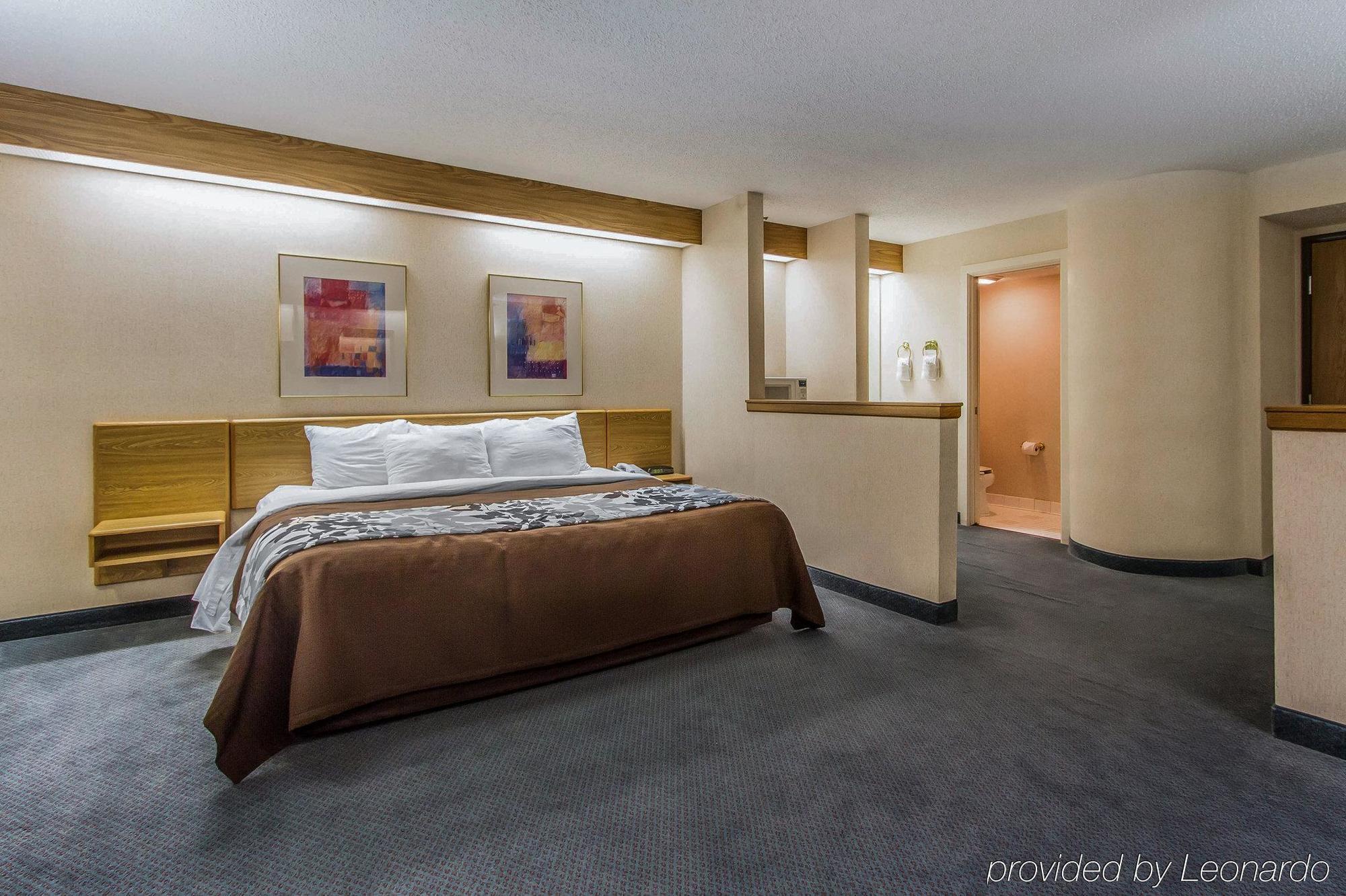 Rodeway Inn Fremont Εξωτερικό φωτογραφία
